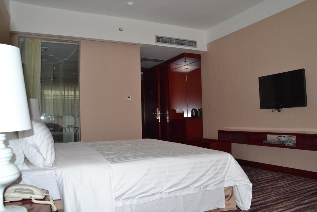 Elite Garden Hotel Yangshuo Room photo