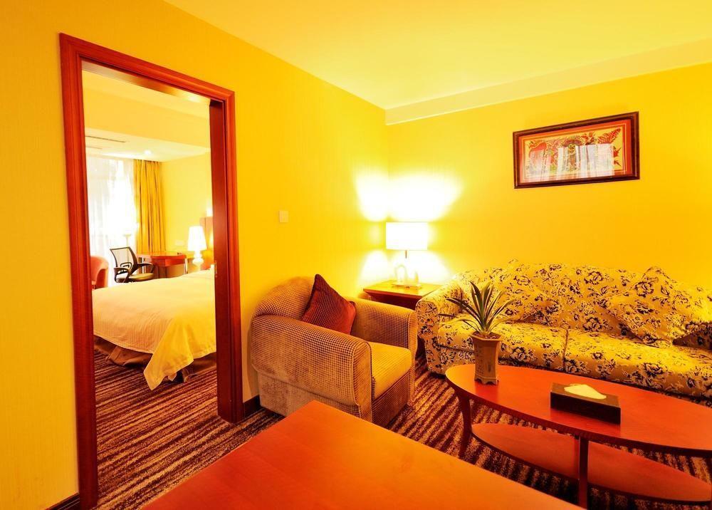 Elite Garden Hotel Yangshuo Exterior photo