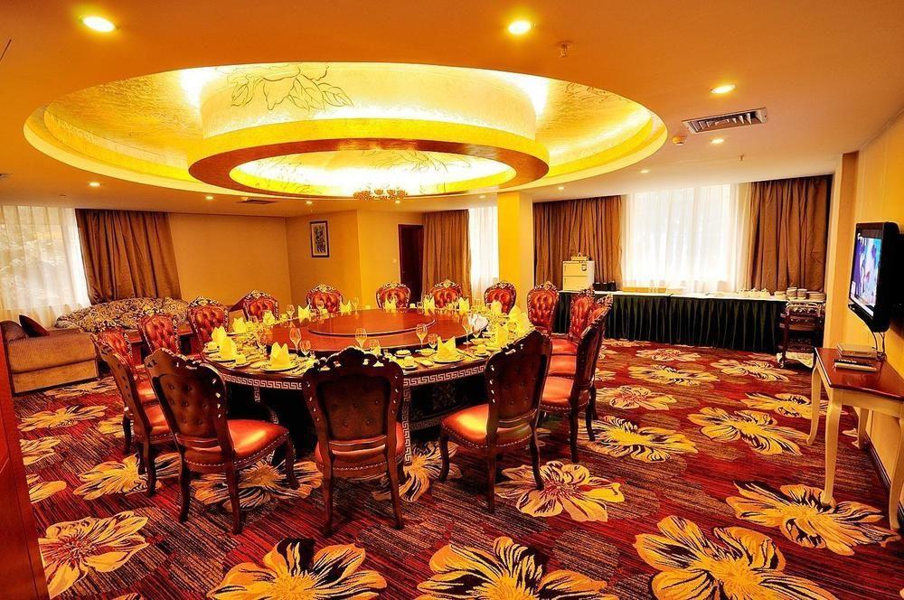 Elite Garden Hotel Yangshuo Exterior photo